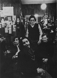 source: Gahr/Shelton: The Face Of Folk Music, p. 260; click to enlarge !