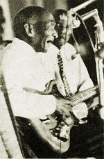 Nathan Beauregard at the 1968 Memphis Country Blues Festival; source: Back cover of Blue Horizon 7-63210; photographer's name not precisely given (Randall Lyon, Lydia Saltzman or 'Blues Unlimited'); click to enlarge!