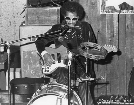 B L I N D   J O E   H I L L at Baudelaire's in Santa Barbara, CA, November 20, 1978 (if this event is where Bill Mead took that photo); source: http://sbblues.org/blues_albums1/blind-joe-hill; photographer: Bill Mead