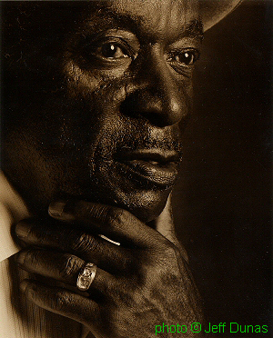 source: Jeff Dunas: State of the Blues.- New York (Aperture Foundation) 1998, p. 143; click to enlarge!