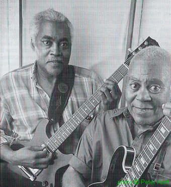 J I M M Y   and   E D D I E   B U R N S; source: Blues & Rhythm 225 (2007), p. 21; photographer: Peter Amft