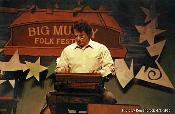 A N D Y   C O H E N Playing a Dolceola at the 1999 Big Muddy Folk Festival; photo by Don Shorock