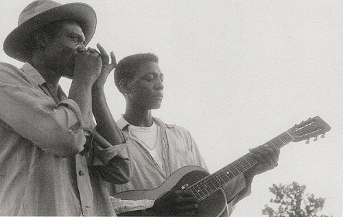 Forrest City Joe & 'Sonny Boy Rogers' 1959; source: Notes accompanying Atlantic 782496; photographer: Alan Lomax