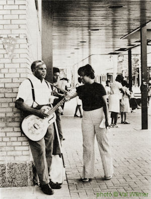 Arvella Gray; source: Blues Link #2 (Oct./Nov. 1973), p. 19; photographer: Valerie Wilmer