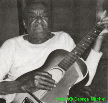 Peg Leg Howell 1963; source: Paul Oliver: The Story Of The Blues.- New York (Penguin Books) 1969 (repr. 1978), p. 44; photographer: George Mitchell; click to enlarge!