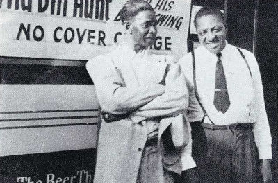 Elmore James (left) & Sonny Boy Williamson (Rice Miller), Chicago, c. 1953; 'Courtesy Living Blues/Yannick Bruynoghe collection'; source: http://www.jeffersonbluesmag.com/artiklar/853-james-elmore-74