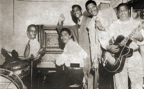 Odie Payne, Little Johnny Jones, Willie Mabon, Big Bill Hill, Sam Dawson, Caledonia Lounge, Chicago 1950; source: Blues Forum Nr. 2 (März/April/Mai 1981), p. 41; photoshop treated by Stefan Wirz