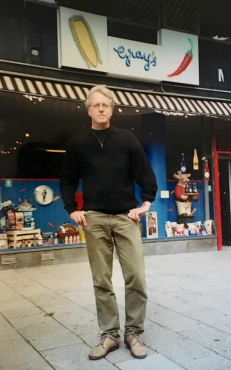 Bengt Olsson in front of his shop 'Gray's' in Malmö, Sweden, c. 1998/99; photo courtesy of Scott Barretta; click to enlarge!