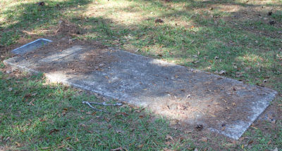 Dan Pickett's grave; source: http://www.findagrave.com/cgi-bin/fg.cgi?page=gr&GRid=62106899