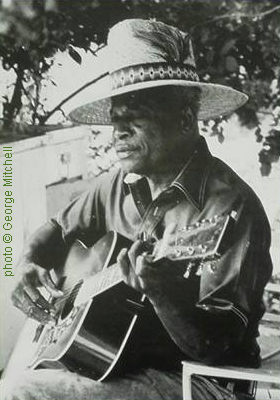 J.W.   W A R R E N, Ariton, Alabama, 1981/82; source: Front cover of Swingmaster SM 2113; photographer: George Mitchell