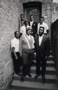 Big Mama Thornton with the Muddy Waters Blues Band, 1966 (top left to bottom right): Luther 'Georgia Boy' Johnson, Francis Clay (with hat), Jimmy Lee Morris, James Cotton, Otis Spann, Big Mama Thornton, Muddy Waters; photographer: Jim Marshall